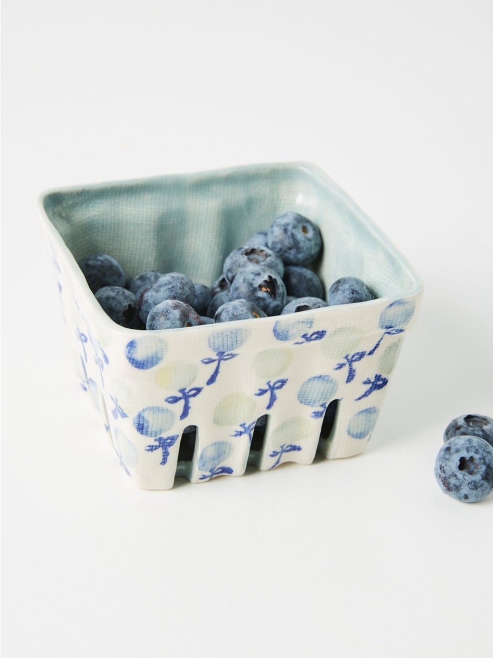 Anthropologie Floral Ceramic Berry Basket